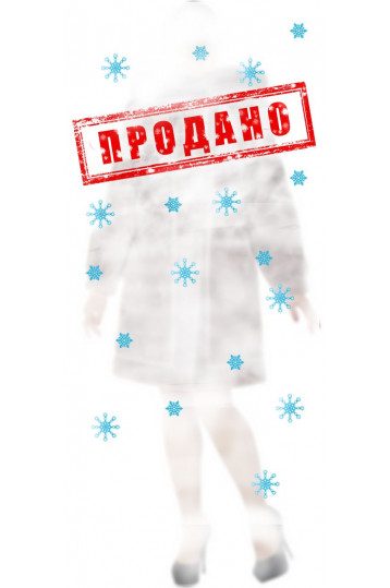 Шуба из мутона цвета темный беж с песцовым капюшоном